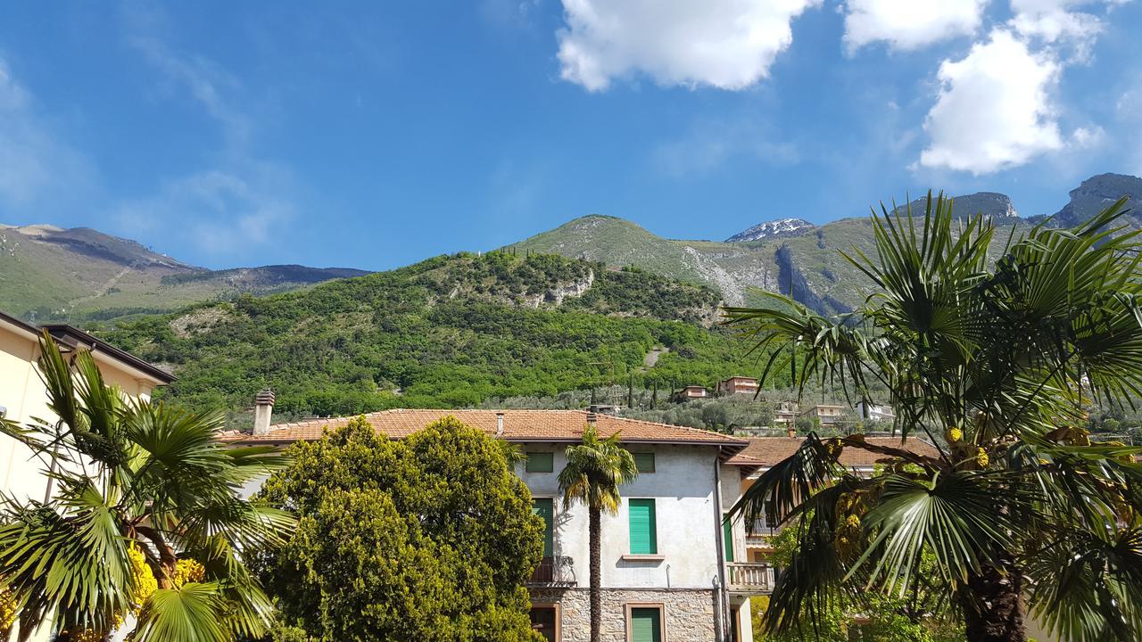 Hotel Firenze Malcesine Exterior foto